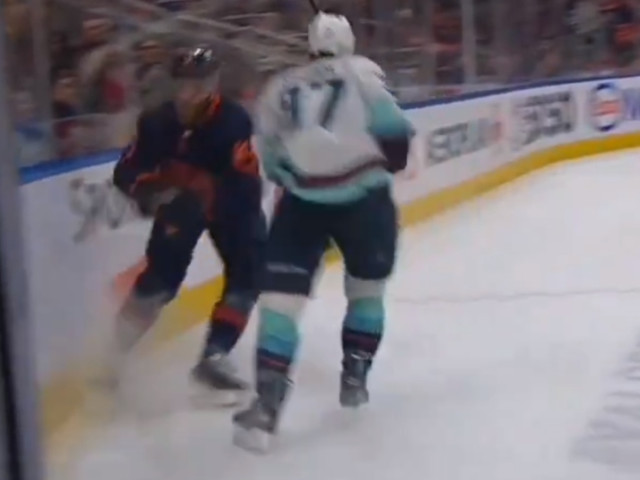 Yanni Gourde facing potential suspension for high hit on Oilers' Ekholm