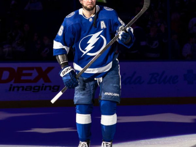 Kucherov bags 3 assists, ups career mark to 500