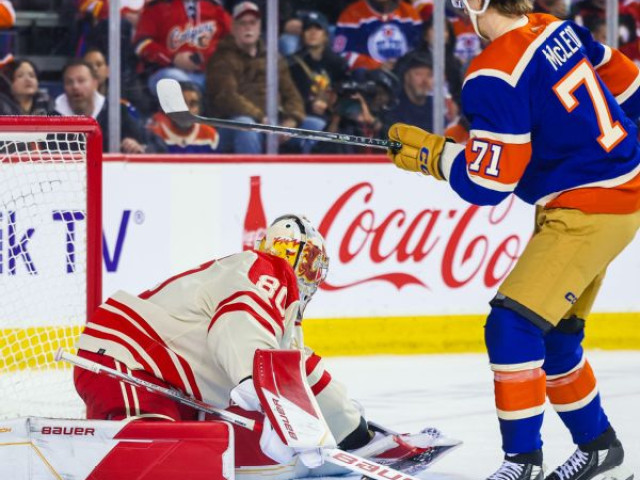 Oilers' win streak hits 13, most by Canadian team