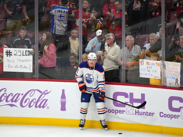 Edmonton Oilers forward Adam Erne clears waivers