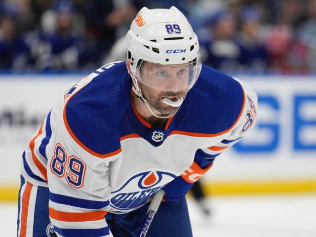 Veteran forward Gagner providing solid depth in third stint with red-hot Oilers