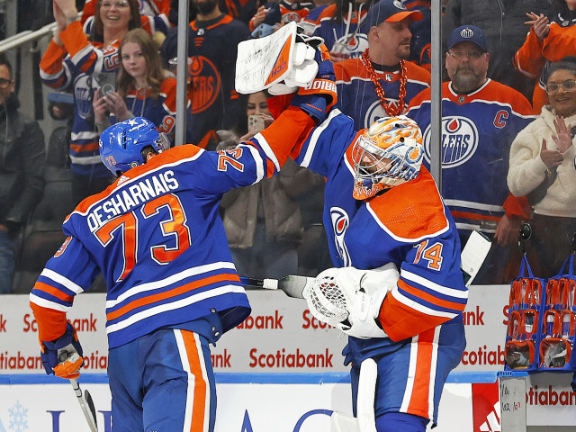 Winning streak lands Edmonton Oilers goaltender Stuart Skinner second star of the month honours