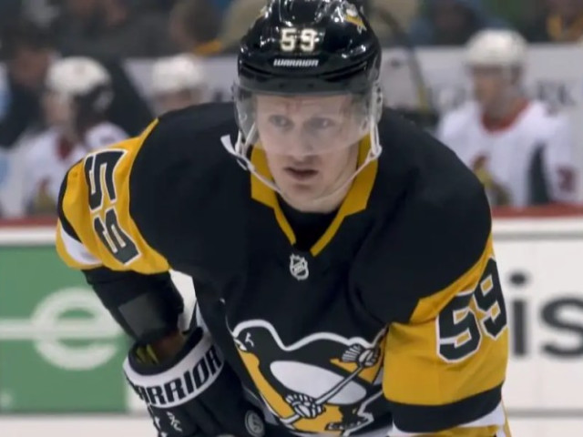 Oilers Now Know the Trade Deadline Ask for Jake Guentzel