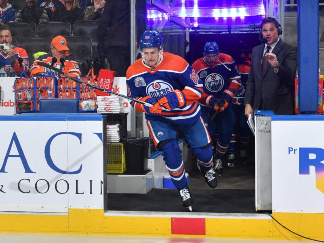 Philip Broberg is showing his promise: Will NHL opportunity come with the Oilers or elsewhere?