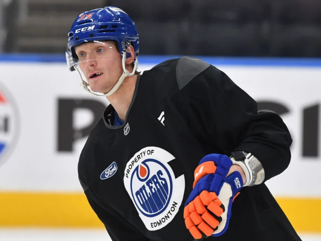 Oilers' Klingberg expected to make season debut vs. Red Wings