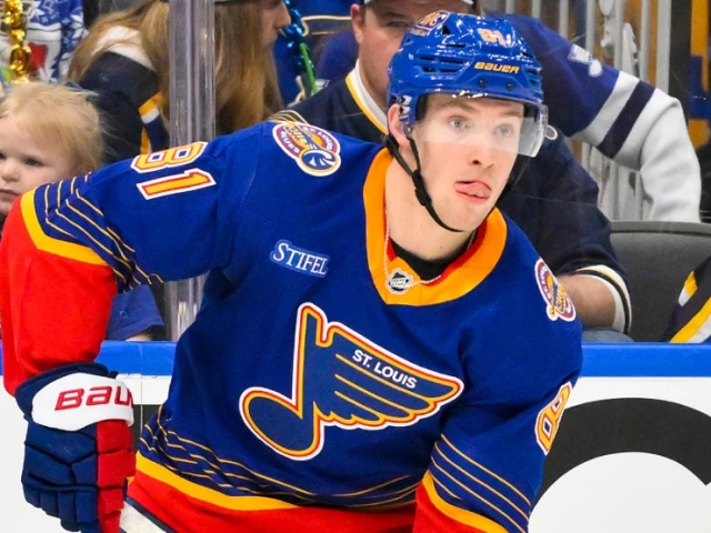 Holloway blossoming into impact player since leaving Edmonton Oilers