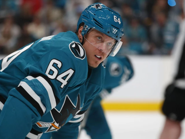 Sharks trade Granlund, Ceci to Stars for pair of picks