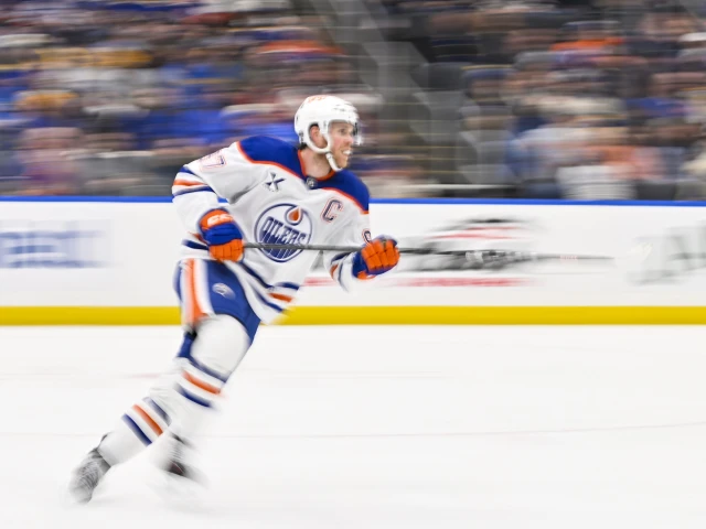 Oilers’ McDavid walks former teammates Holloway and Broberg in overtime victory: ‘A nice little treat for me’