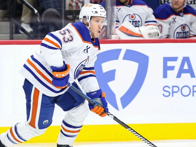Skinner’s promotion to Oilers’ top-six pays dividends vs. Blackhawks