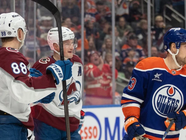 Martin Necas’s late goal lifts Avalanche over Oilers