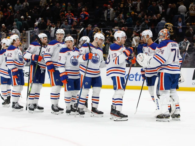 Inside Oilers' roster decisions to elevate Stanley Cup pursuit: Stan Bowman Q&A