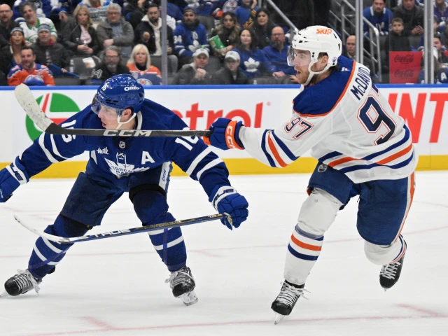 Connor McDavid playing with Sam Reinhart and Mitch Marner as Team Canada practices ahead of 4 Nations Face-Off