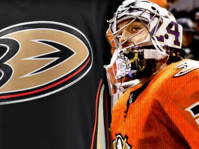 John Gibson to Oilers? Conflicting Reports Cloud Trade Talk