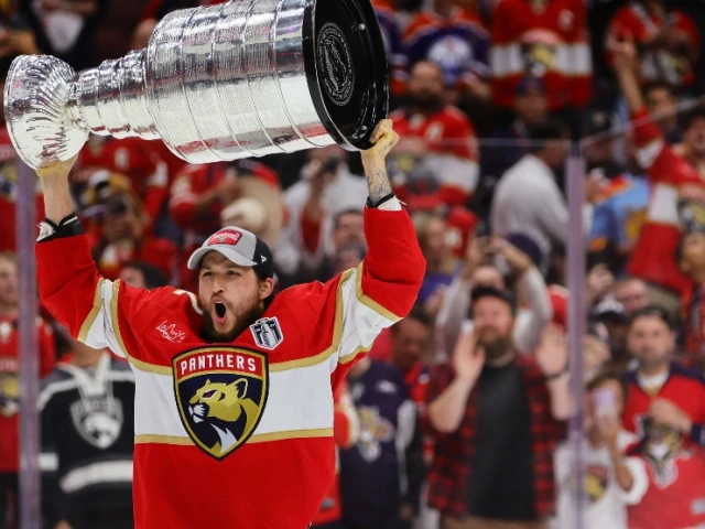 Who has the best Stanley Cup odds two months before NHL playoffs?