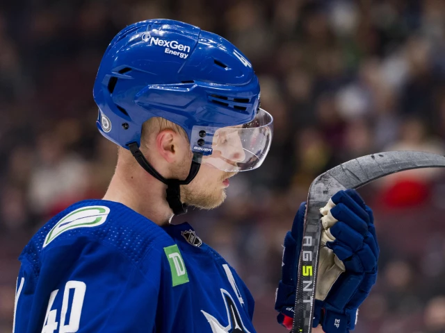 NHL Notebook: Canucks no longer talking Elias Pettersson trade with other teams