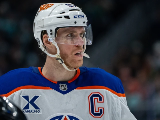 Connor McDavid expects Oilers’ management will do ‘a good job of pitching in’ before trade deadline