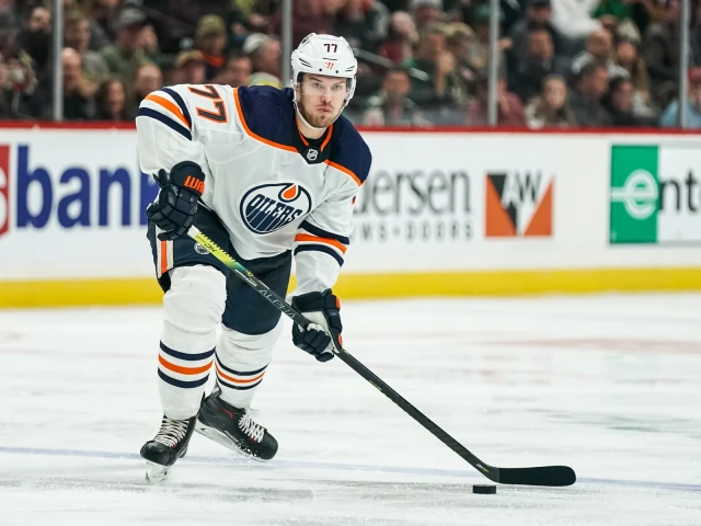 Retired Oiler Oscar Klefbom joins broadcast: ‘It’s hard to explain how much I want to be on the ice’