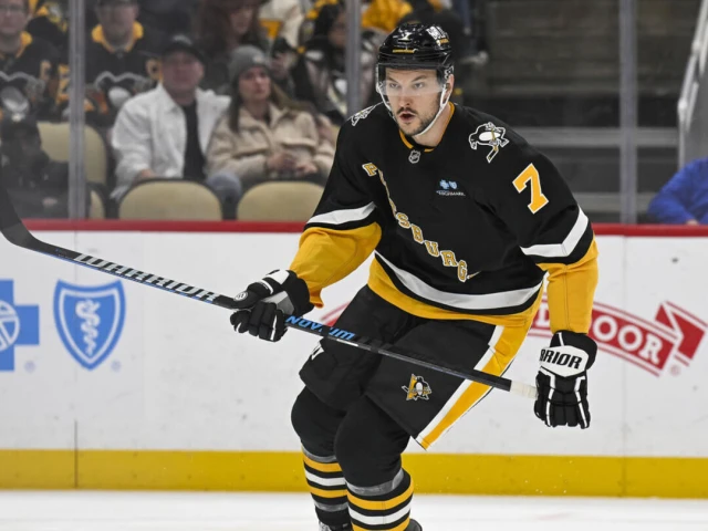 Penguins deal Desharnais to Sharks