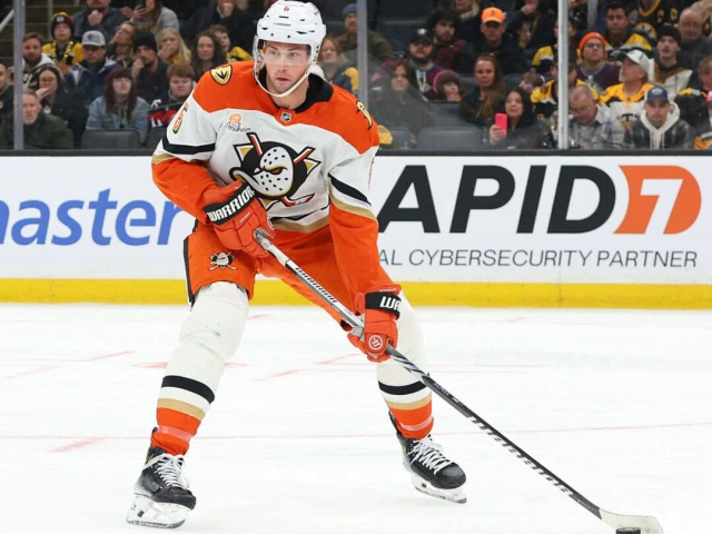 Ducks trade Dumoulin to Devils