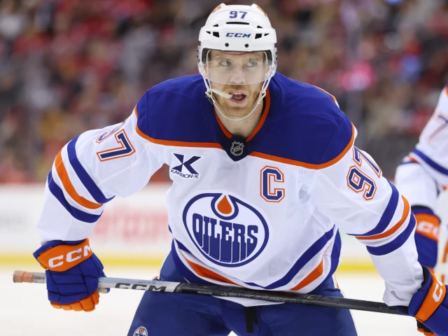 Projecting Edmonton Oilers' ideal lineup for 2025 Stanley Cup Playoffs