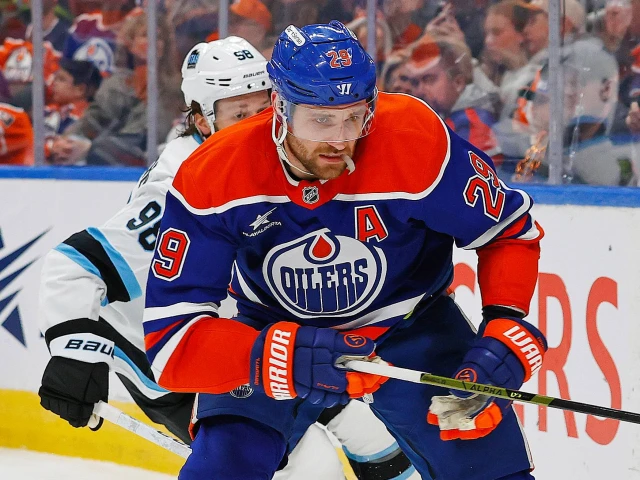 Oilers’ Leon Draisaitl doubtful to play against Jets on Thursday; Evander Kane skates with team