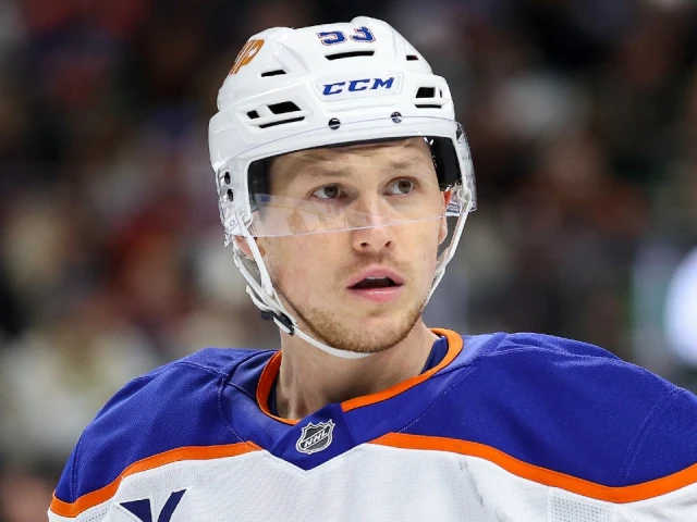 Jeff Skinner finding role with Oilers after up-and-down season