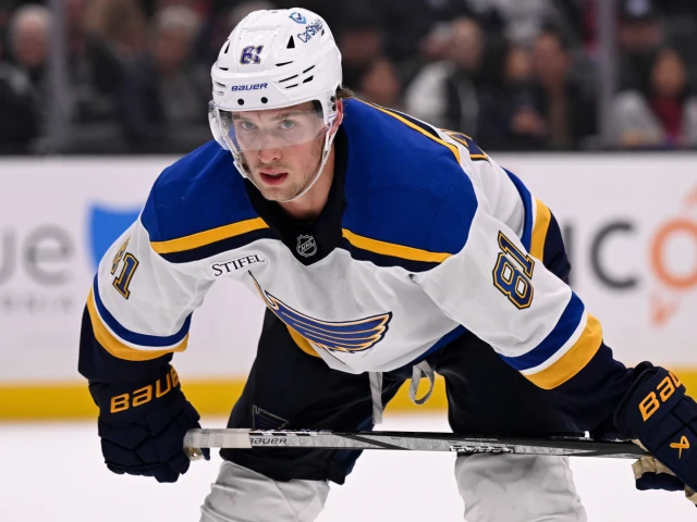 Edmonton Oilers decision to walk away from Holloway looks like a huge mistake