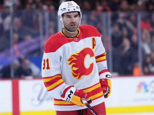 Flames’ Kadri grabs 700th career point on Sharangovich’s goal