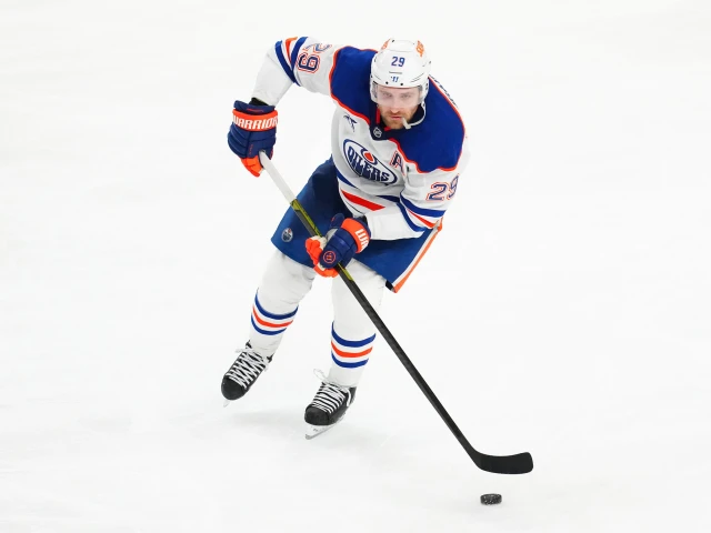Stan Bowman says injured Oilers returned to lineup when ready but re-injuries are ‘part of sports’