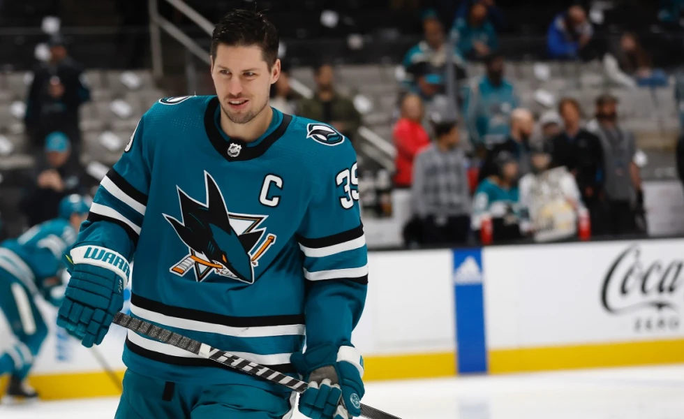 Sharks captain Logan Couture officially ends playing career