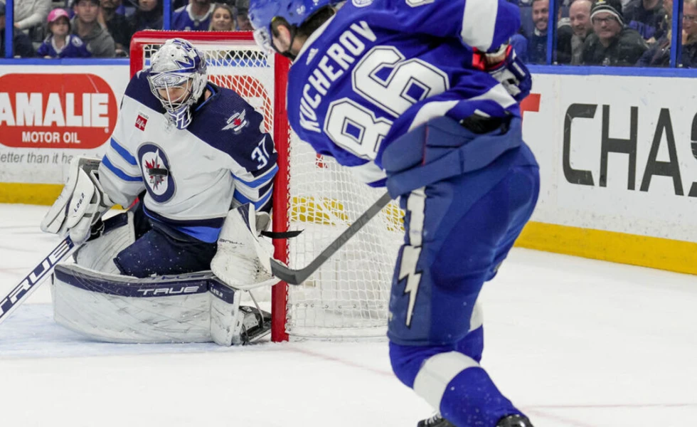 Stat leaders, select award winners finalized for 2024-25 season