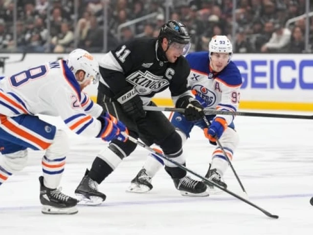 Kings hold off Oilers to earn 6-5 win in Game 1