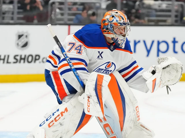 Oilers’ Stuart Skinner under fire after dreadful Game 1 ruins Connor McDavid’s heroics