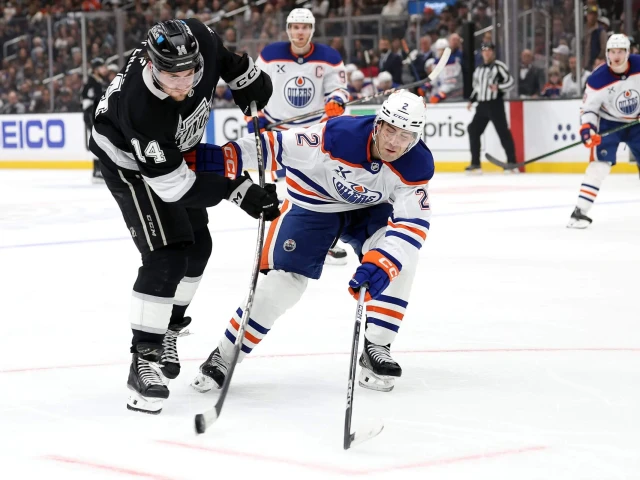 What's defined the recent history of Oilers-Kings playoff series?