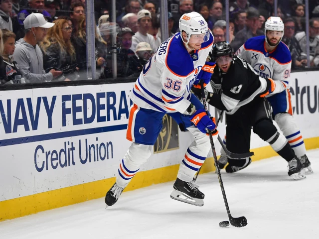 Oilers keeping their lineup the same for elimination Game 6 against Kings