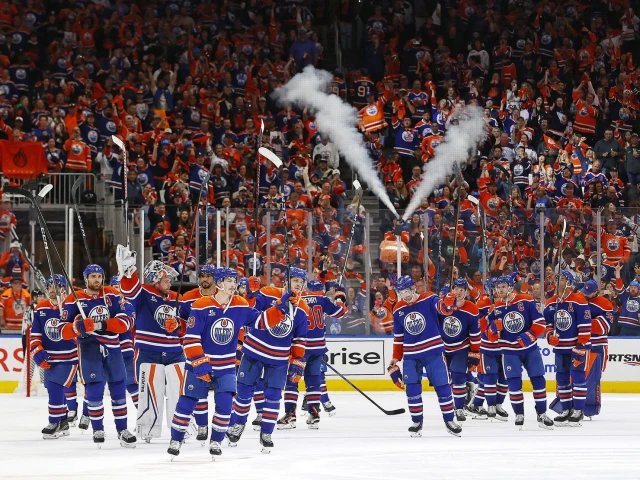 Stanley Cup Playoffs Day 13: Maple Leafs, Golden Knights, Oilers move on to Round 2; Avs force Game 7