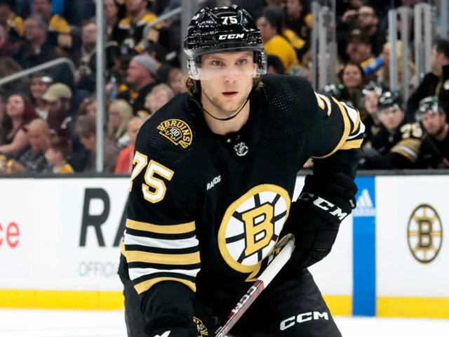 Edmonton Oilers sign Regula to cheap two-year contract extension