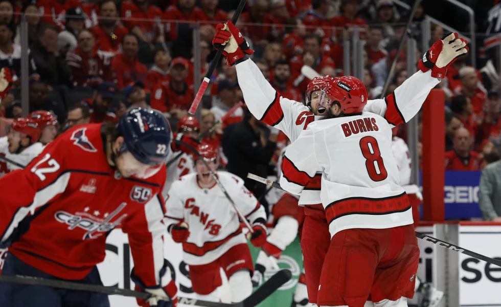 Stanley Cup Playoffs Day 18: Canes, Oilers come from behind for Game 1 wins