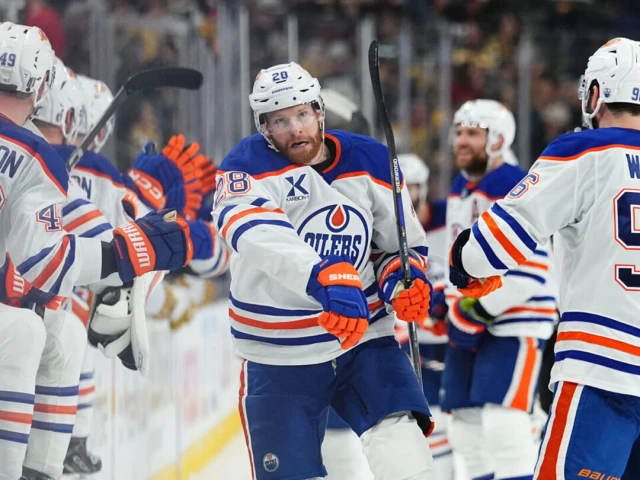 Oilers rally past Golden Knights, make Stanley Cup Playoff history