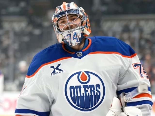 Skinner will start Game 3, Pickard misses morning skate