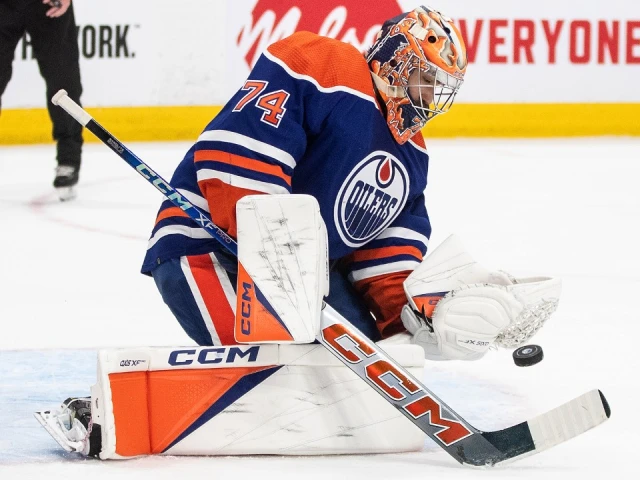Oilers Notebook: Stuart Skinner returns for Game 3 in unique situation