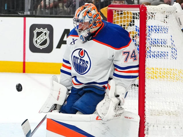 Oilers’ Stuart Skinner steps up in bonkers fashion to beat Golden Knights
