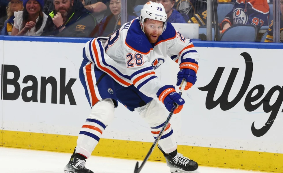 Oilers’ Connor Brown game-time decision for Game 1 vs. Stars