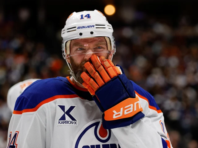 Edmonton Oilers give Ekholm injury update ahead of Game 2