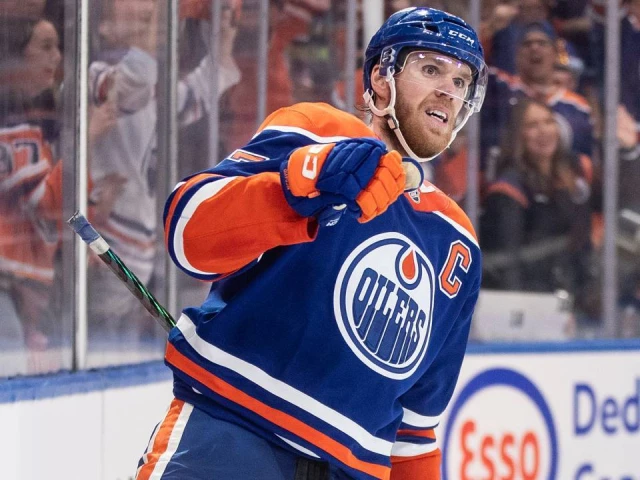 How the Oilers duo of McDavid and Hyman drove the Game 3 win
