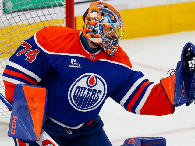 Edmonton Oilers’ Stuart Skinner suddenly skyrocketing up NHL playoff leaderboards