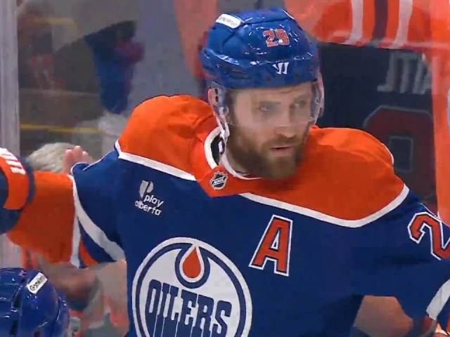Draisaitl rips home power-play one-timer to break the ice for Oilers