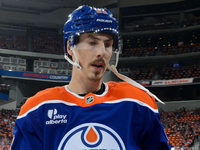 Oilers laud red-hot Nugent-Hopkins: 'Best player in the series'