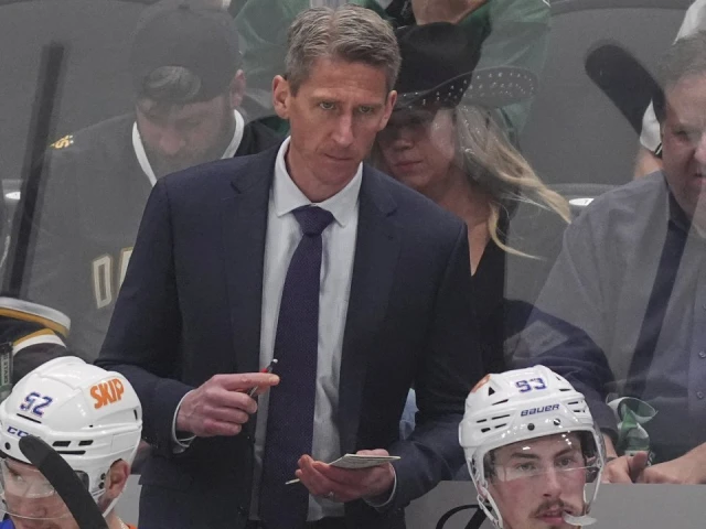 Knoblauch not looking past Stars: ‘Don’t even know what’s going on in East’