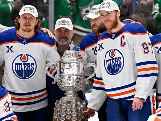 McDavid reveals reason why Edmonton Oilers touched Western Conference trophy